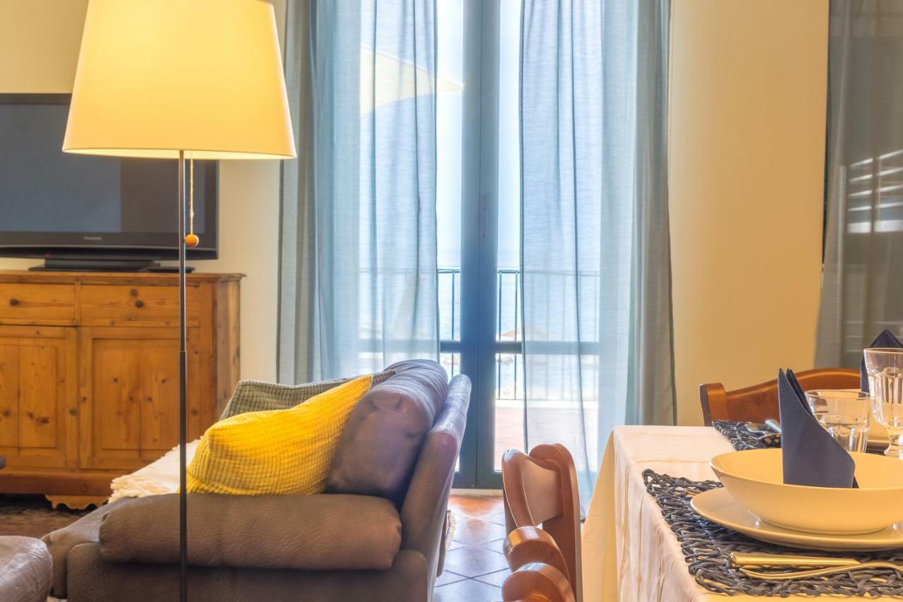 ריפוסטו Les Suites - Apartments מראה חיצוני תמונה